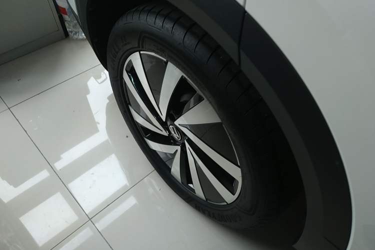 Used Volkswagen Talagon 2021 380TSI Four-Wheel Drive Luxury Premium Edition Pro Right Rear Wheel Hub