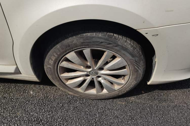 Used Citroen C-Quatre 2013 Sedan 1.6L Automatic Prestige Model Right Front Wheel Hub