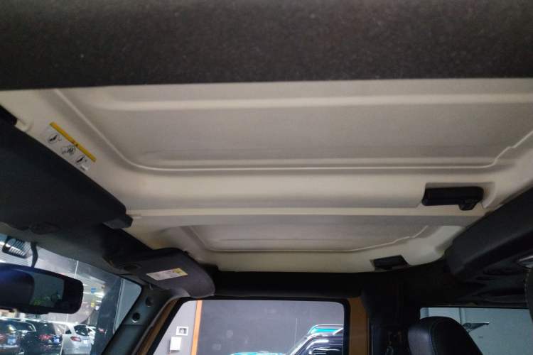 Used Jeep Wrangler 2013 3.6L Sahara two-door model