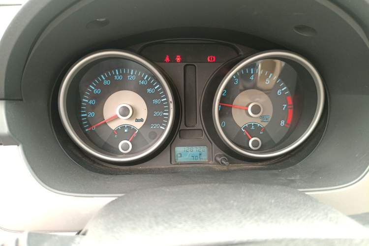 Used Buick Excelle 2013 1.5L Automatic Classic Model
