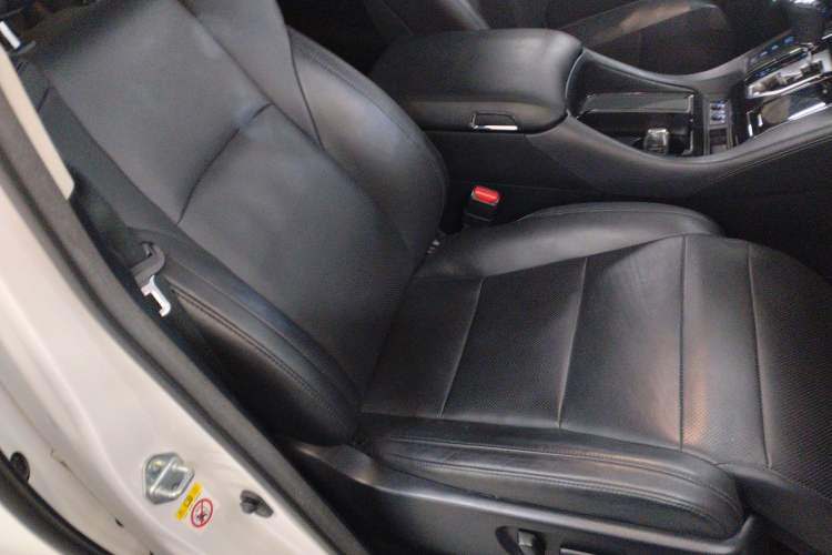 Used Toyota Vellfire 2019 Dual-Engine 2.5L HV Luxury Edition