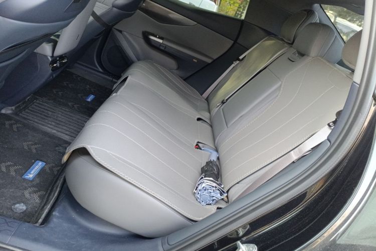 Used Lynk & Co 07 2024 EM-P 126 Long-Range Halo
