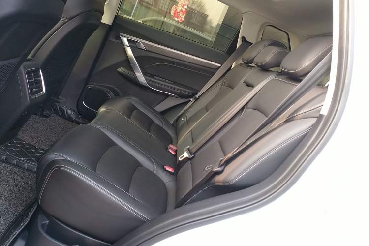 Used Geely Auto Emgrand X7 Sport 2020 1.8TD DCT ZhiZun PRO Left Rear Seat