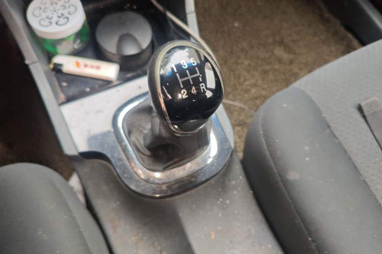 Used JAC Group Refine M2 2013 1.5L Manual Comfort Model 5 Seats