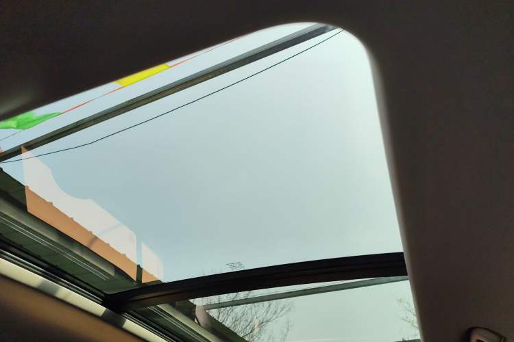 Used Roewe RX5 MAX 2019 400TGI Automatic 4G Connect Luxury Edition Headliner