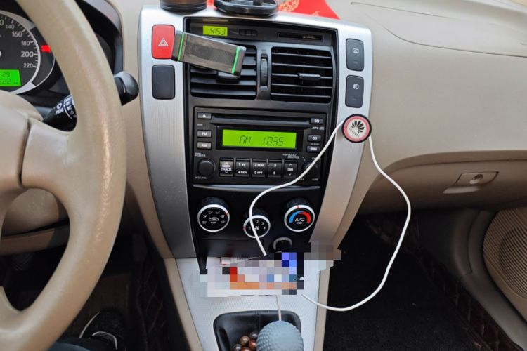 Used Hyundai Tucson 2009 2.0L Manual Two-Wheel Drive Fashion Edition Audio And AC Panel