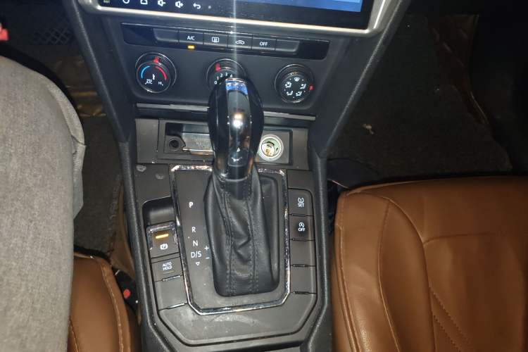 Used Volkswagen Lamando 2017 230TSI DSG Fashion Edition