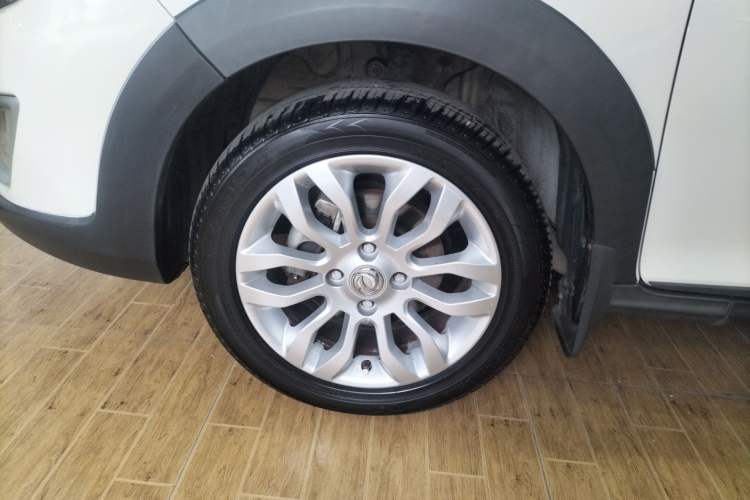 Used Dongfeng Aeolus AX3 2016 1.5L Automatic Shangkue Model
