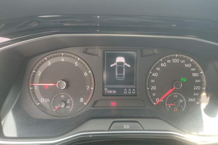 Used Volkswagen Sagitar 2019 200TSI DSG Comfort Version China VI Standard Instrument Cluster