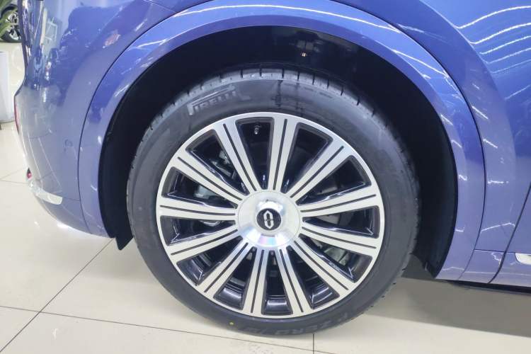 Used Hima AITO M7 2026 Model Range-Extending Ultra All-Wheel Drive 5-Seater Version