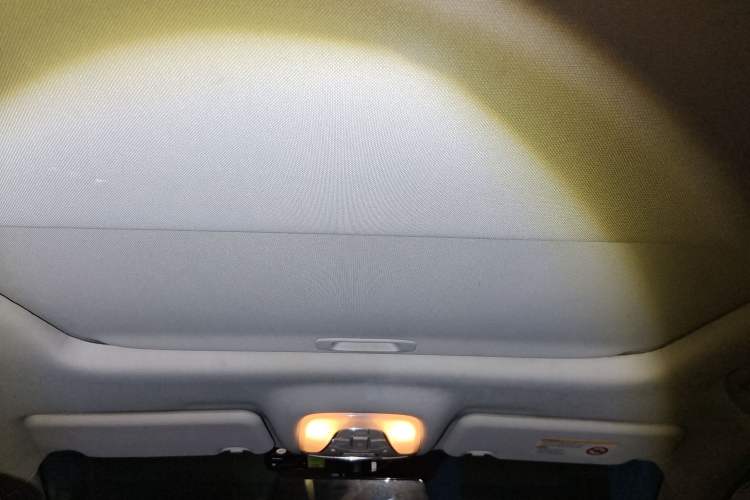 Used GAC Trumpchi GS4 2016 235T G-DCT Luxury Edition Headliner