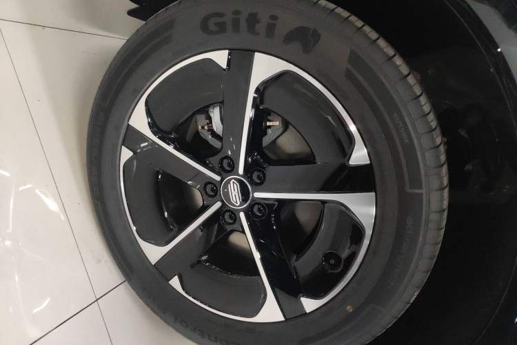 Used Hima H5 2025 Model Range-Extending Pro
