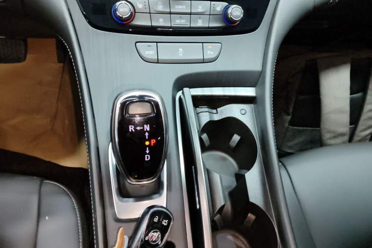 Used Buick LaCrosse 2021 652T Luxury Model