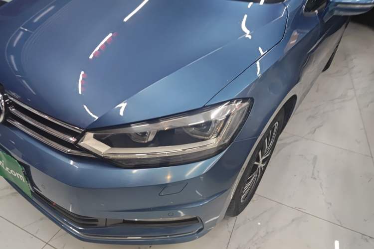 Used Volkswagen Touran 2016 Volkswagen Touran L 280TSI DSG Luxury Edition