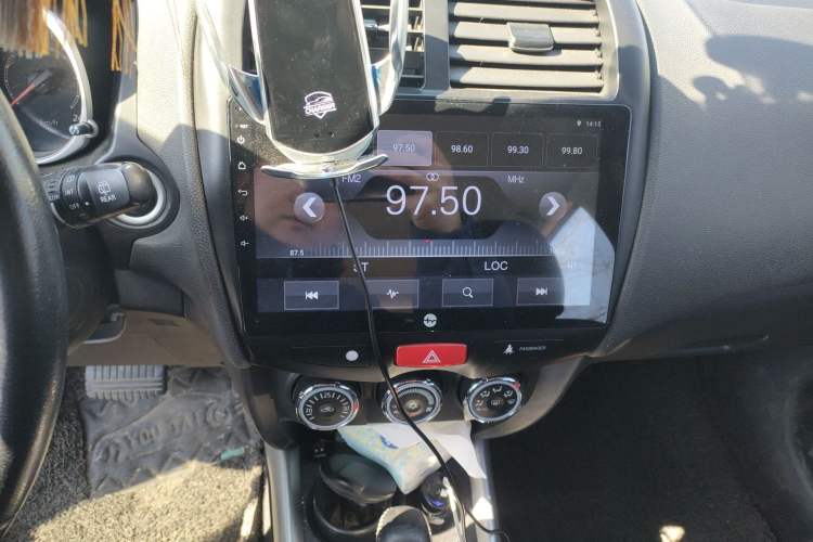 Used Mitsubishi ASX 2013 2.0L CVT Two-Wheel Drive Luxury Edition
