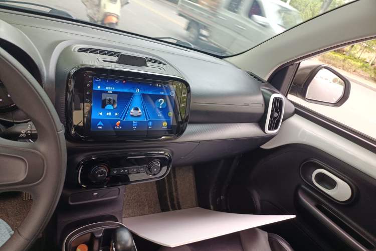 Used Roewe Clever 2022 311km QiQi BoBo Edition Audio And AC Panel