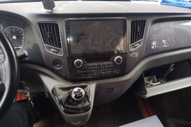 Used Foton Toano 2021 2.0T Manual Tongtu Long Wheelbase Mid-Height 5/6/7-Seater 4F20TC3