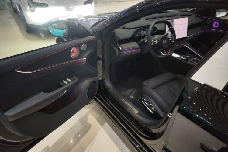 Used Zeekr 001 2026 Model 103° Four-Wheel Drive Ultra Version
