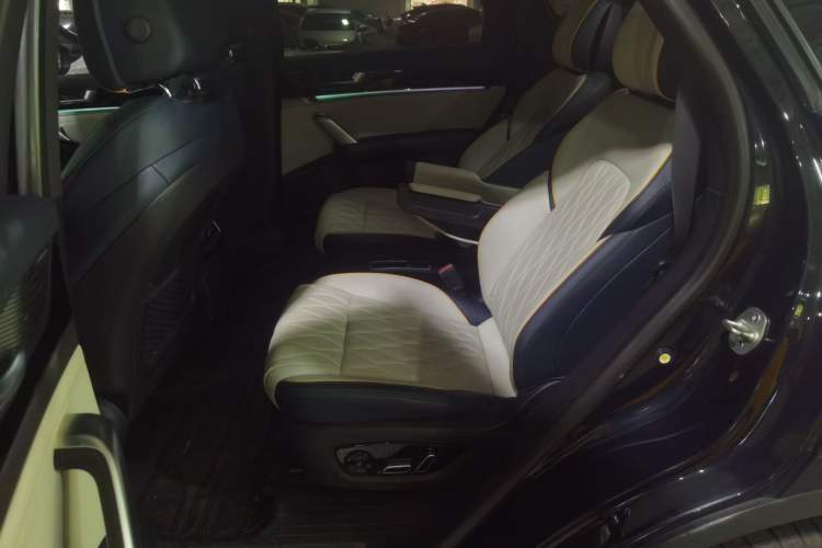 Used BYD Tang New Energy 2022 EV 730KM Luxury Model