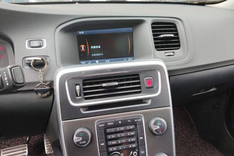 Used Volvo S60 2013 T5 Comfort Edition