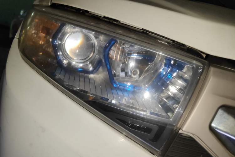 Used Lifan Auto Myway 2016 1.5L Automatic Smart Enjoyment Model Right Front Headlight