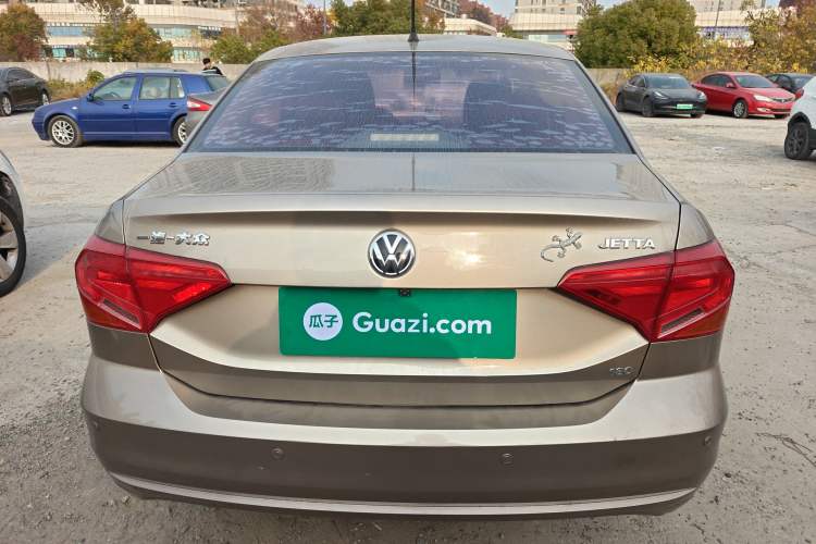 Used Volkswagen Jetta 2017 1.5L Automatic Fashion Model