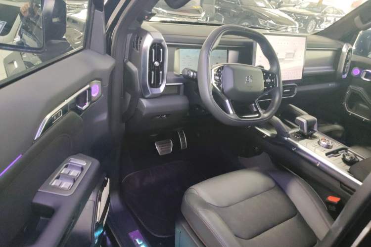 Used JETOUR Traveler 2023 2.0T All-Wheel Drive CrossPRO+
