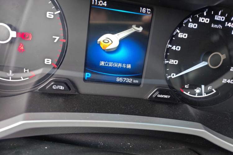 Used Geely Auto Emgrand GS 2018 Lingchao Edition 1.4T Automatic ZhenShang Smart Connectivity Model Odometer Close Up