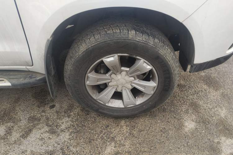 Used JAC T6 2018 2.0T Gasoline Two-Wheel-Drive Luxury Edition Long Wheelbase HFC4GA3-4D