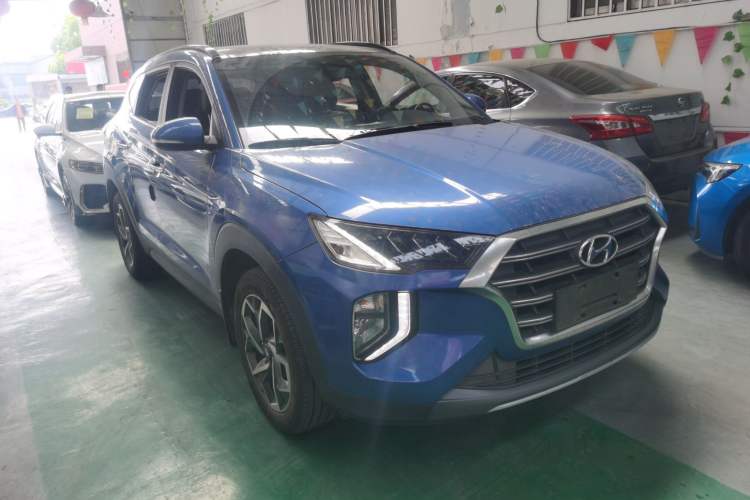 Used Hyundai Tucson 2019 280TGDi Dual-Clutch Two-Wheel Drive Fashion Edition China VI Standard
