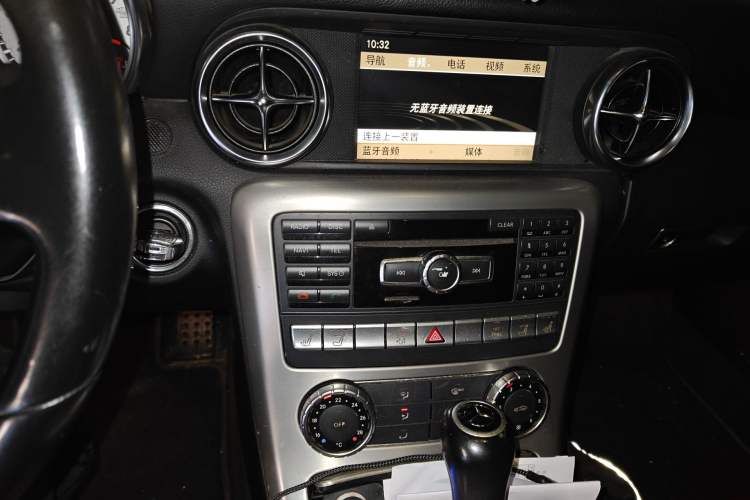 Used Mercedes-Benz SLK-Class 2011 SLK 200 Fashion Model Audio And AC Panel