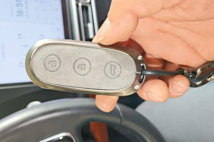 Used Li Auto L8 2024 Pro Model
