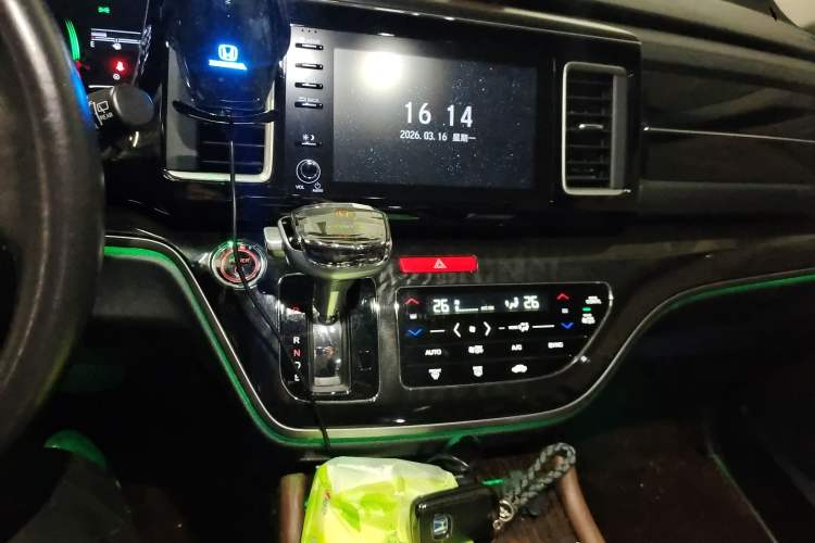 Used Honda Elysion 2019 2.0L Hybrid Luxury Edition