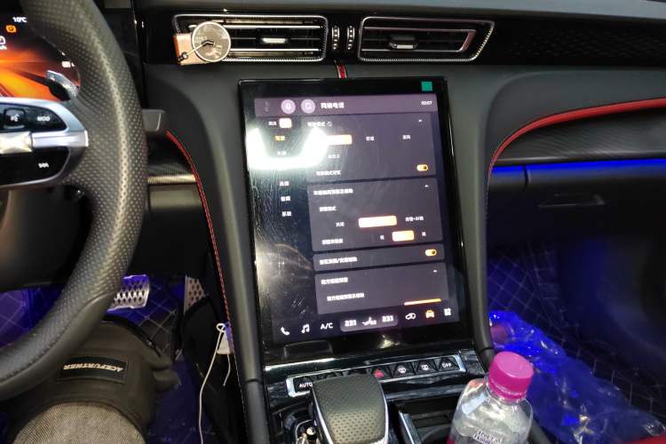 Used Hongqi H6 2024 2.0T ZhiShang Version
