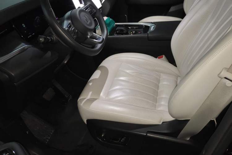 Used Zeekr 009 2024 GAC Trumpchi
