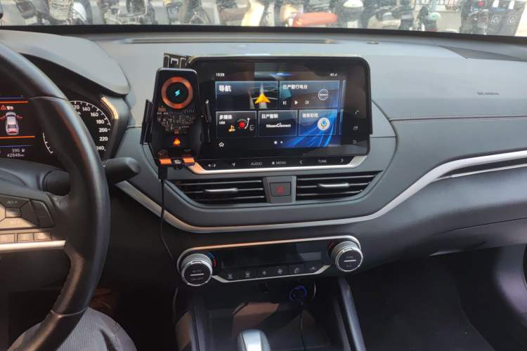 Used Nissan Teana 2020 2.0L XL Comfort Edition Audio And AC Panel