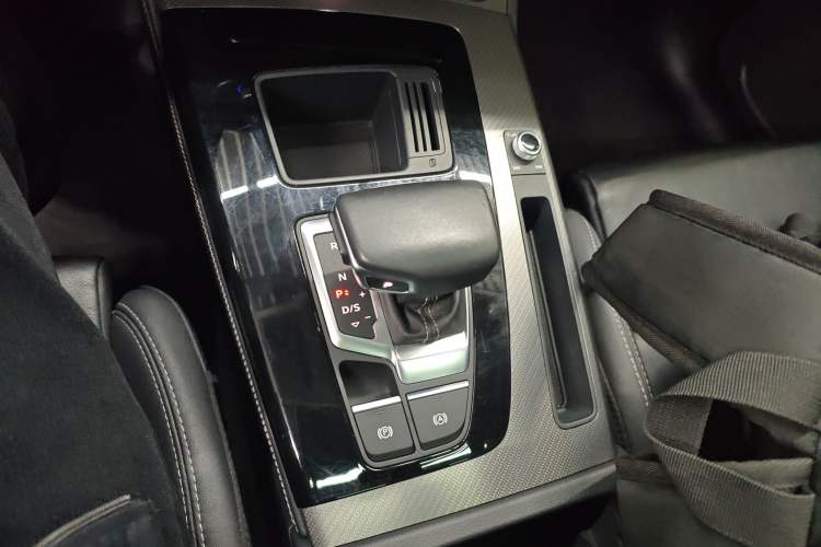 Used Audi Q5L 2022 Updated 40T Luxury Dynamic Edition