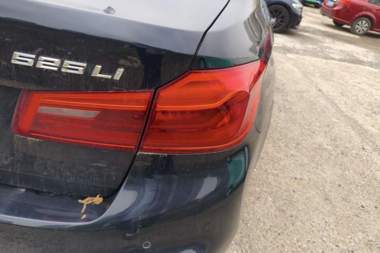Used BMW 5 Series 2020 525Li M Sport Package Right Rear Taillight