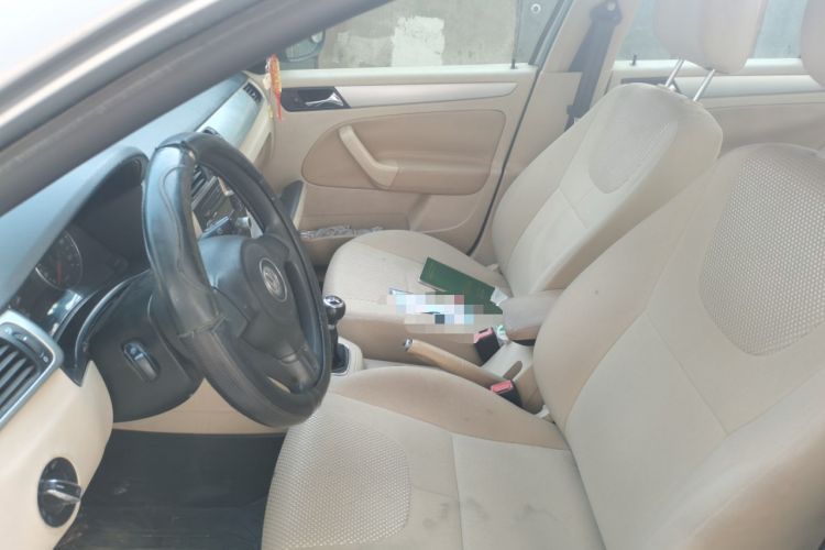 Used Volkswagen Bora 2012 1.6L Manual Fashion Edition