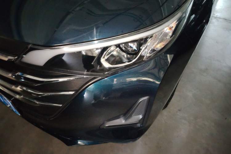 Used GAC Trumpchi M6 2019 270T DCT Luxury Edition (7-seater) China VI Left Front Headlight