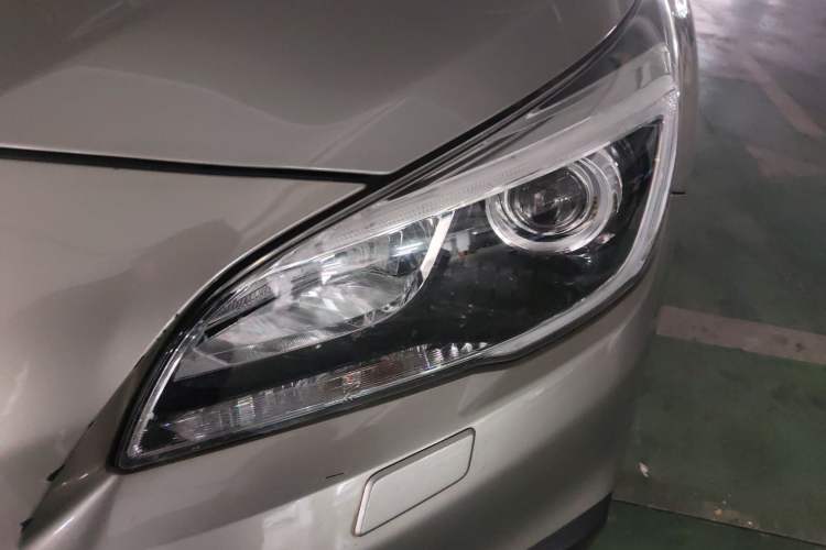 Used Subaru Outback 2017 2.5i Luxury Navigation Edition with EyeSight
