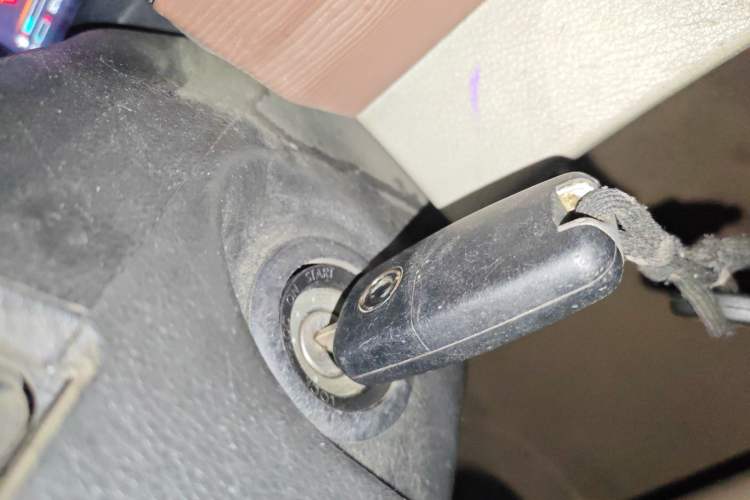 Used FORTHING Lingzhi 2020 M5L 1.6L Luxury 7-Seater