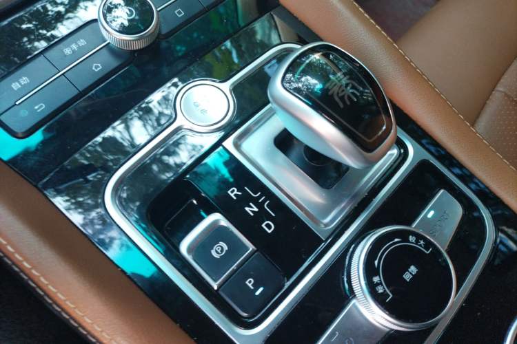 Used BYD Qin New Energy 2018 Qin EV450 Smart Connect Prestige Model
