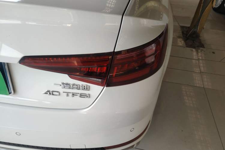 Used Audi A4L 2019 40 TFSI Fashion Version China V