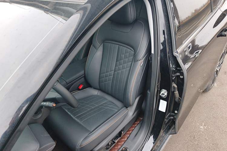 Used Baojun Enjoy 2025 Plug-in Hybrid 140km Luxury Edition