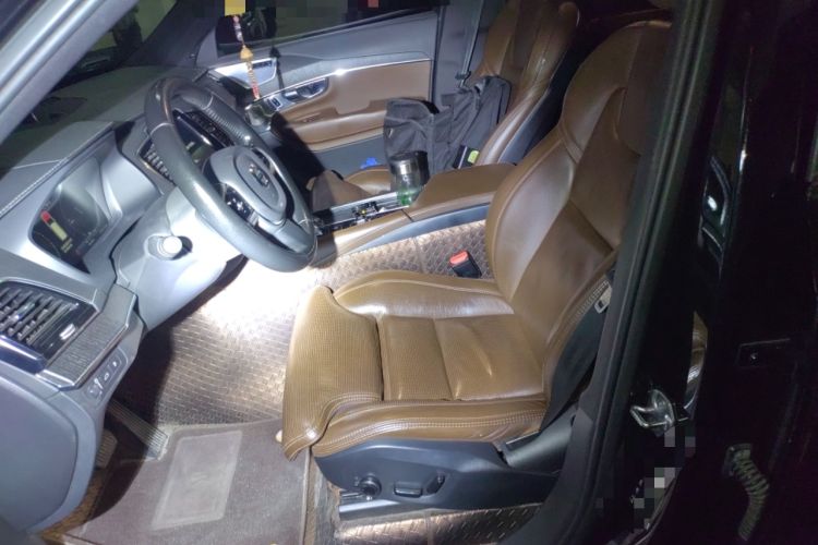 Used Volvo XC90 New Energy 2021 E-Drive Hybrid T8 Luxury Flagship 7-Seater