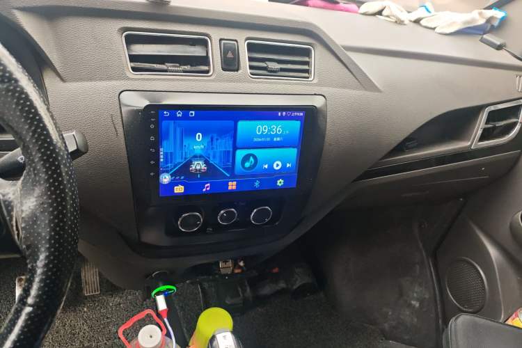 Used Dongfeng Yufeng EM26 2023 Standard Edition 41.472 kWh Henan Lithium Power