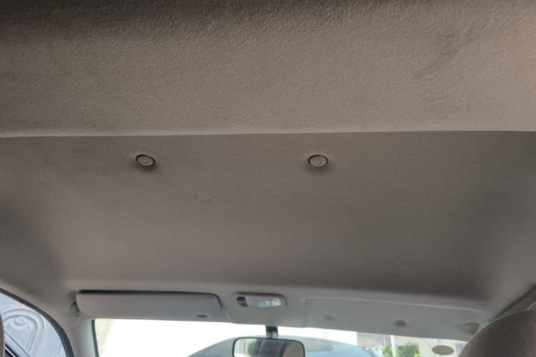 Used FORTHING Lingzhi 2023 M5L 1.6L Base Model 7 Seats