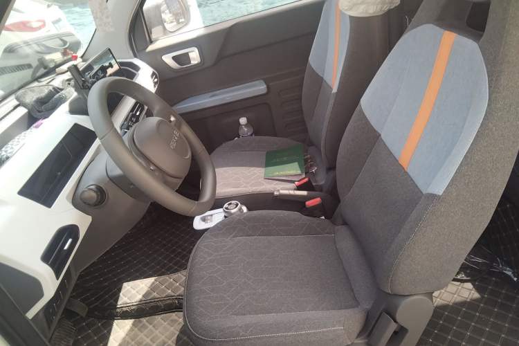 Used Geely Galaxy Panda 2024 Panda Mini 200km Endurance Bear