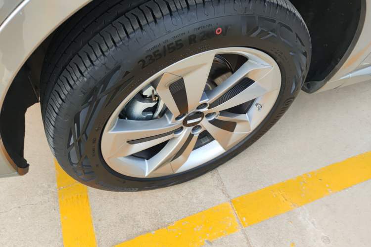 Used Wey Mocha New Energy 2024 Hi4 Four-Wheel Drive Long-Range Version
